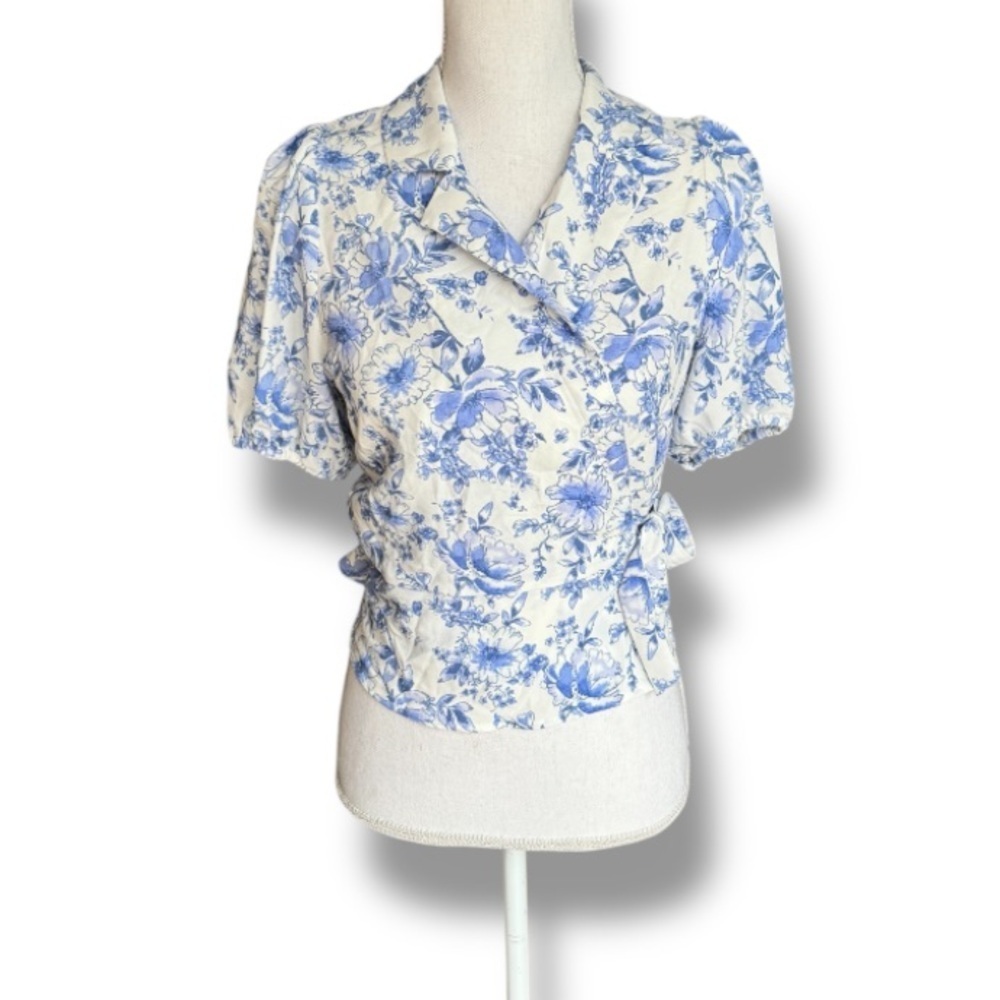 NWT Violets & Roses Stitch Fix Blue Oprah Short Sleeve Wrap Blouse